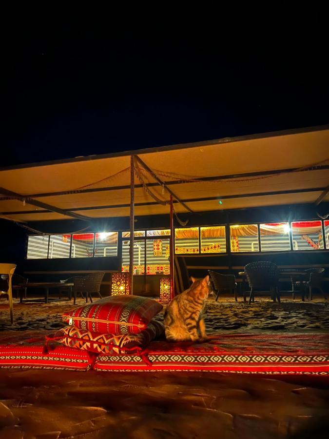 Wadi Rum Sunset Camp Exterior photo