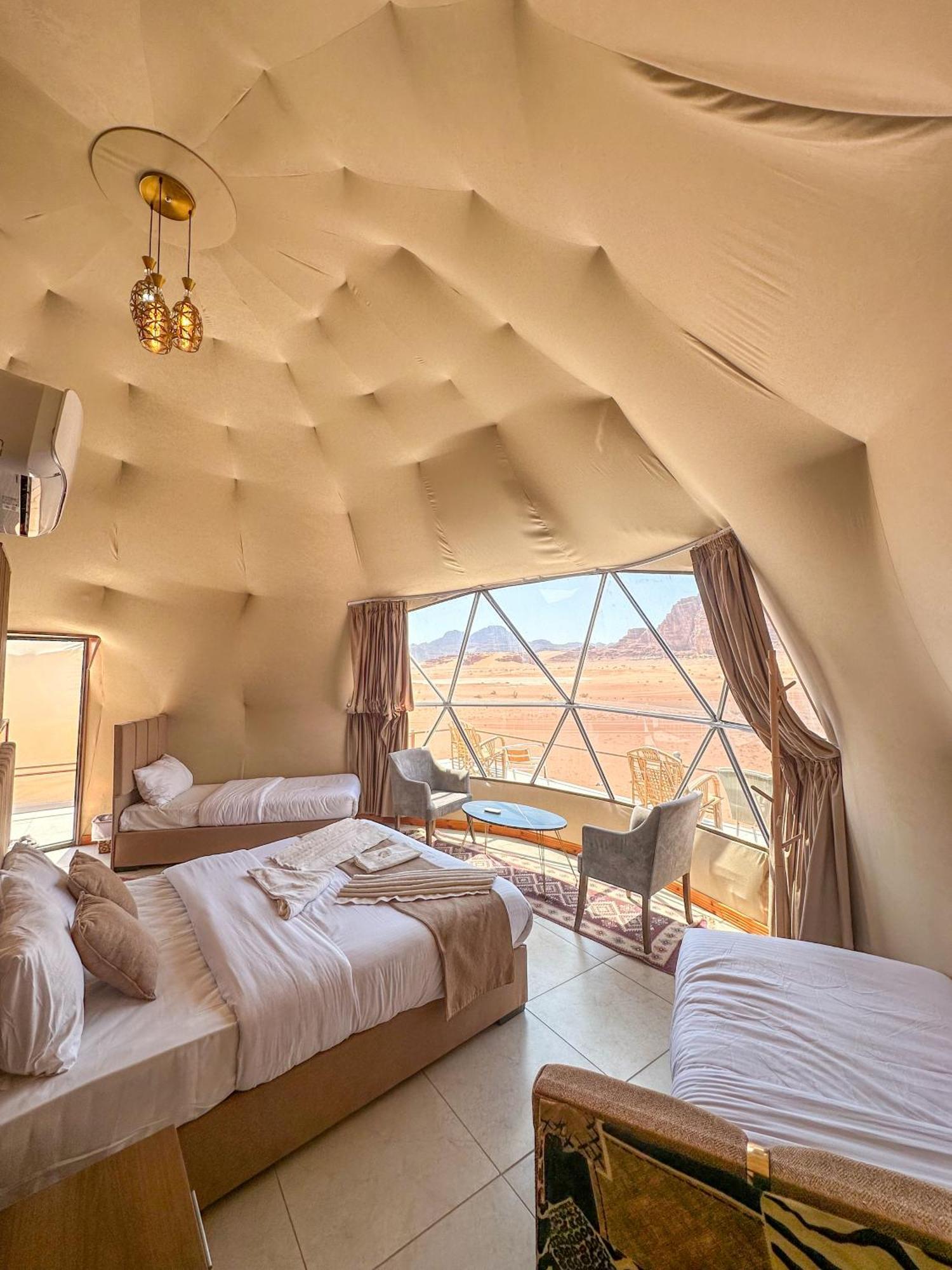 Wadi Rum Sunset Camp Exterior photo